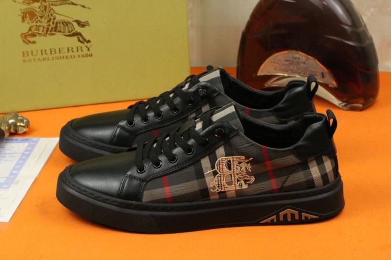 Burberry Sneakers